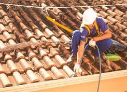 Manutenção de calhas</